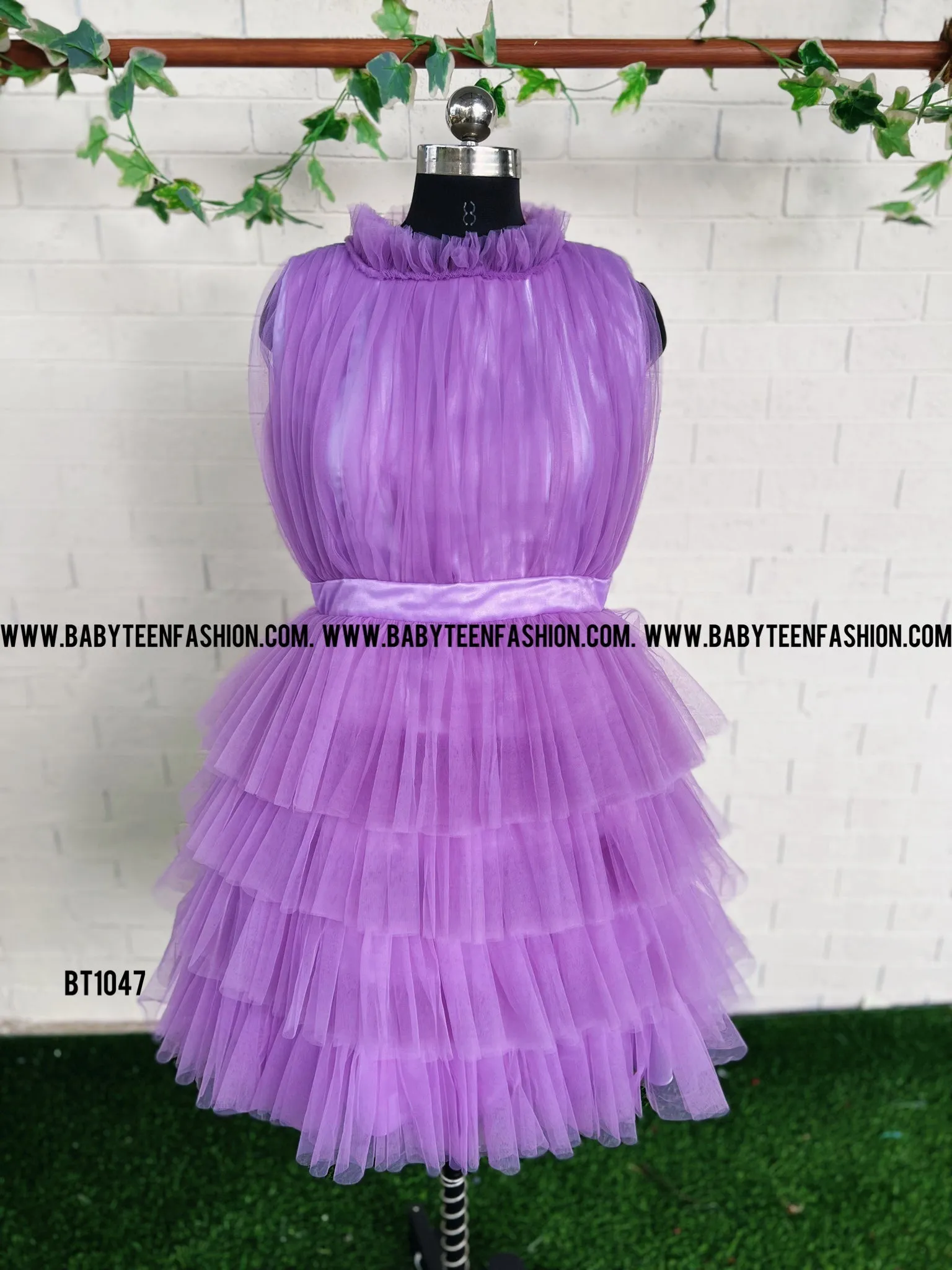 BT1047 Lavender Layers: Playful Mother-Child Ensemble