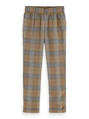 Relaxed Slim Fit Pants in Check