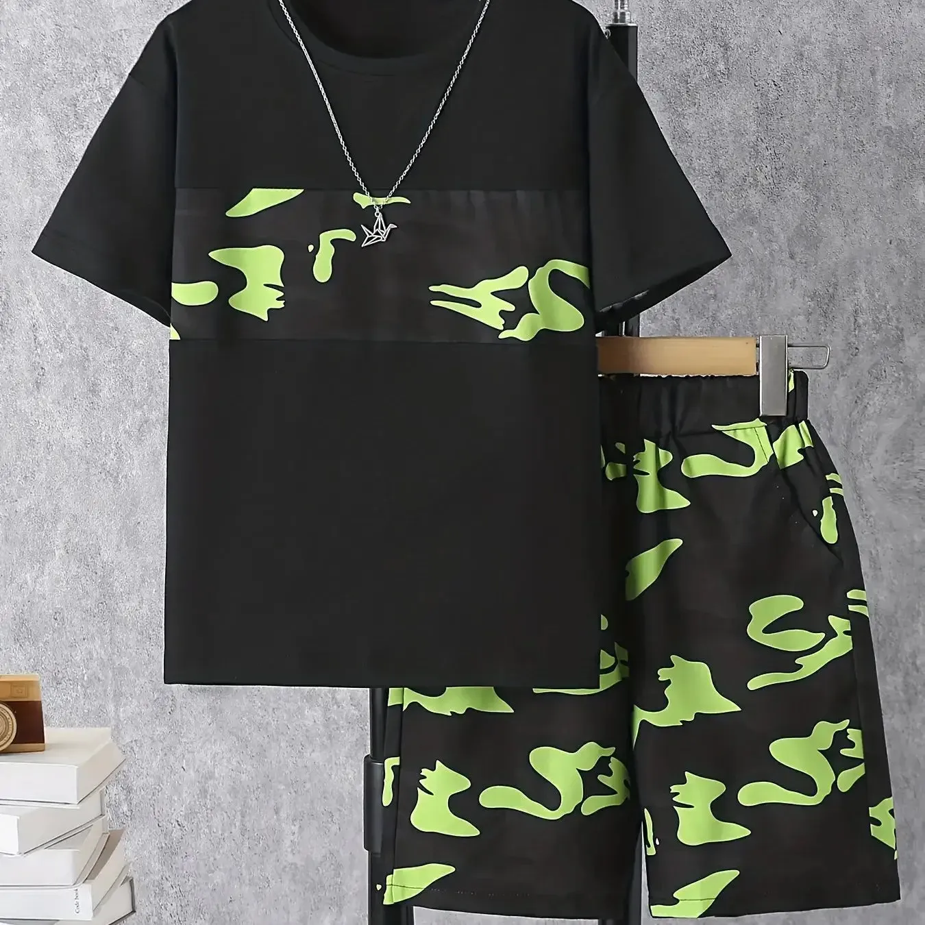 Summer Boys Camouflage Round Neck T-shirt & Shorts